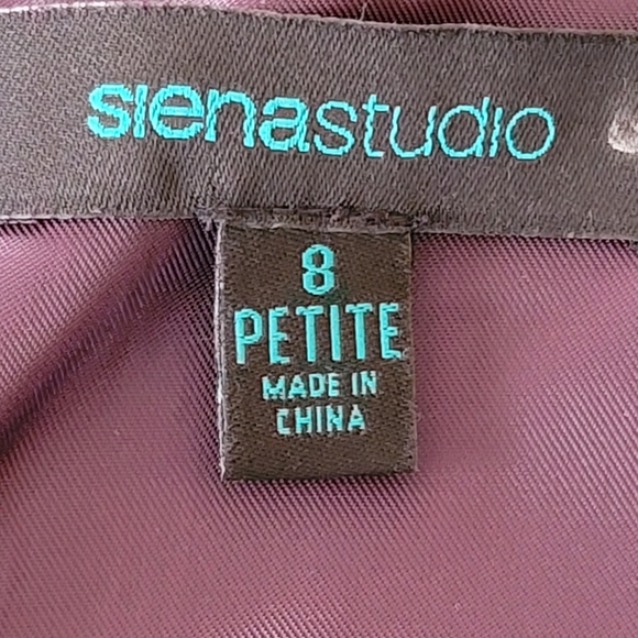 Sienastudio Suede 100% Leather Skirt with Laser Cut design. Size 8P - Picture 9 of 13